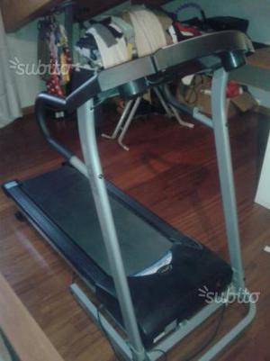 Life fitness tapis roulant