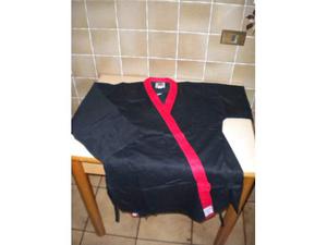 Karategi, Kimono rosso e nero,Tochi-Gi, 100% cotone, ottimo