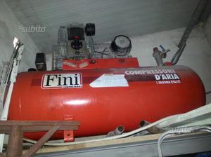 Compressore fini 300 litri prezzo