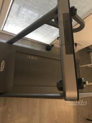 Tapis roulant technogym usato