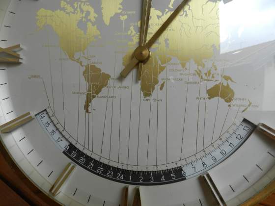 Grande orologio da tavolo Kienzle Worldtimer