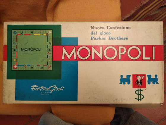 monopoly history class