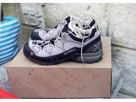 scarpe trekking montura