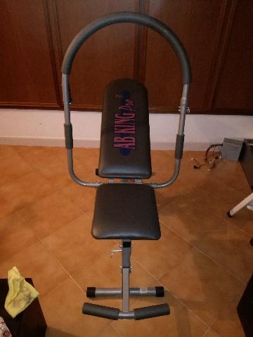 Panca per addominali technogym