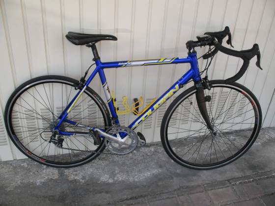 bicicletta da corsa cougan