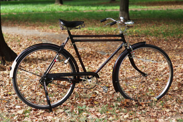 bicicletta con ruote in legno anni 60 valore