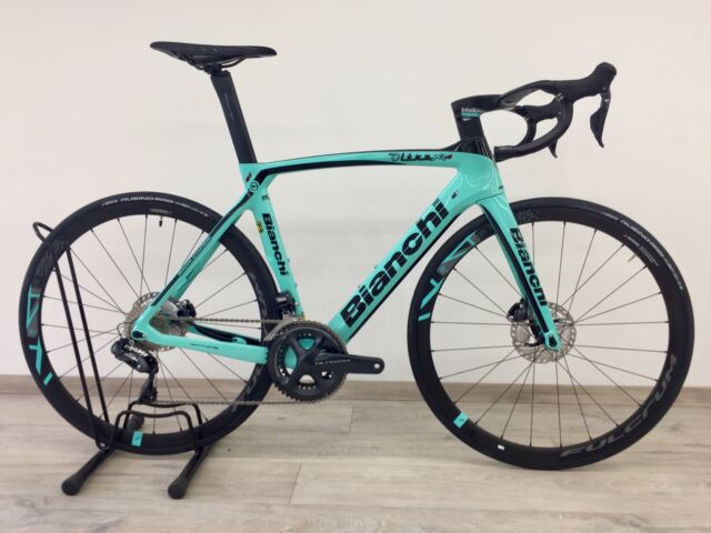 bianchi oltre xr4 cv ultegra di2 compact disc road bike 2019