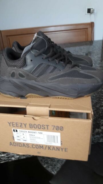 yeezy boost 700 come calzano