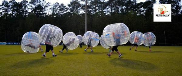 Giocare a calcio in una bolla