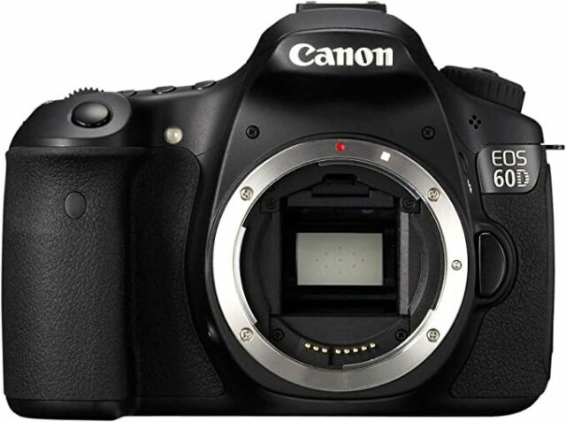 Canon 60D + OBIETTIVO Canon EF-S 50mm + Treppiede Manfrotto
