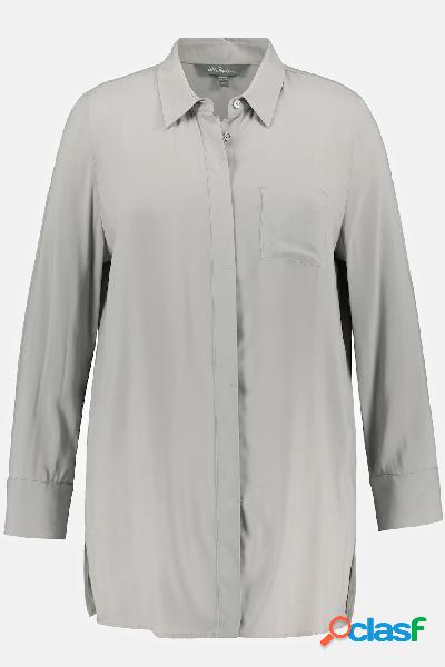 Blusa lunga con colletto da camicia, abbottonatura nascosta
