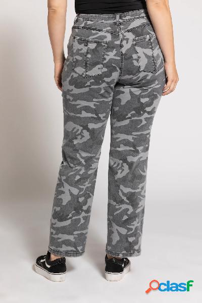 Boyfriend jeans in stile camouflage con ampio taglio a
