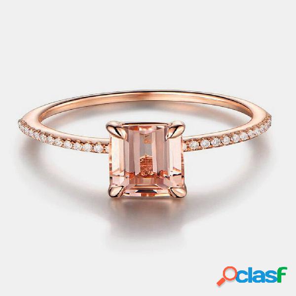 Elegante anello da dito in oro rosa 18 carati con zirconi