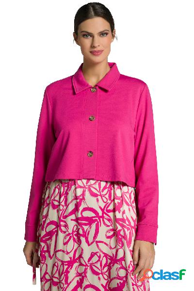 Giacca corta con colletto da camicia e abbottonatura.,