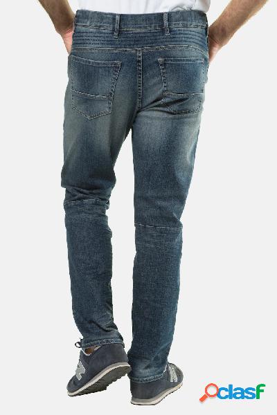 Jeans con cintura traveller e taglio dritto, disponibili