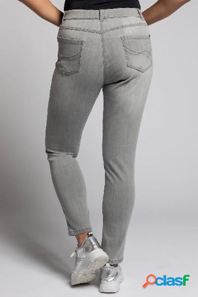 Jeans curvy, lavaggio chiaro, comoda cintura elastica,