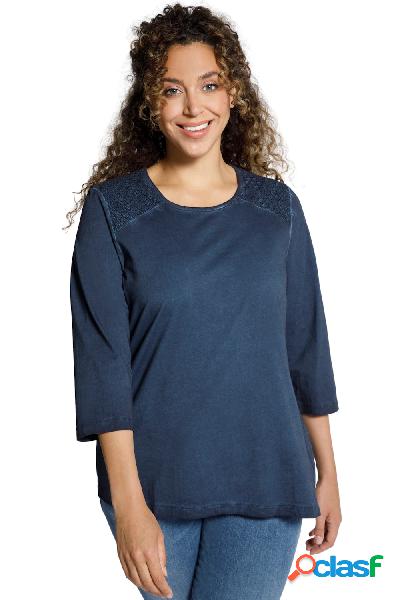 Maglia classica con spalle di pizzo, scollo a girocollo e