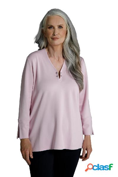 Maglia in punto Roma con fibbie decorative, scollo a V e
