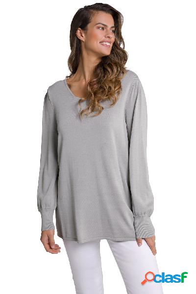 Pullover con scollo rettangolare e maniche lunghe a imbuto,