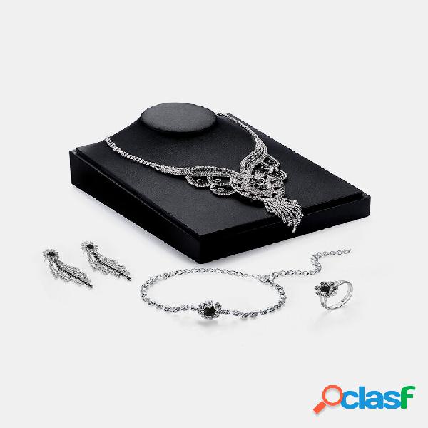 Set di gioielli di lusso Set di orecchini eleganti con