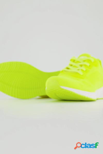 Sneakers Skechers leggerissime con mesh e memory foam,