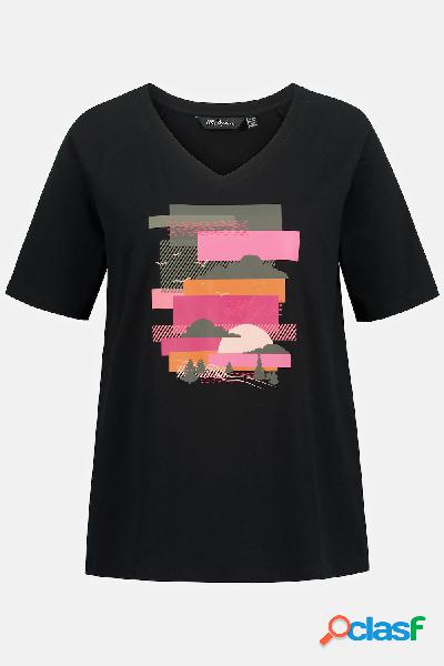 T-shirt classica con panorama, scollo a V e mezze maniche,