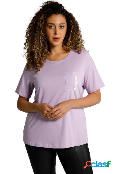 T-shirt con scritta sul taschino, scollo a girocollo e mezze
