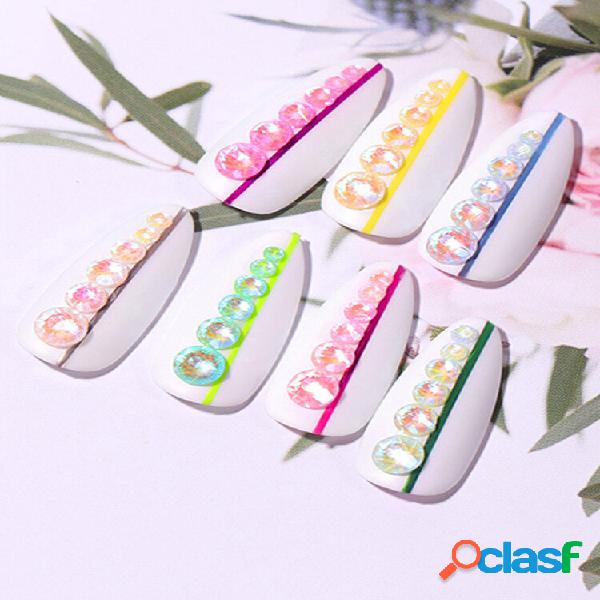 8 colori luminosi di cristallo dimensioni miste Chiodo art