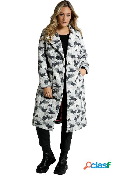 Cappotto trapuntato con camouflage, simbolo della pace sul