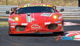 Guidare una Ferrari Challenge in pista