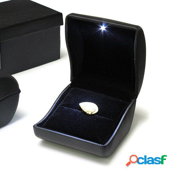 Luxury Black PU Leather LED Lighted Ring Scatola Jewelry