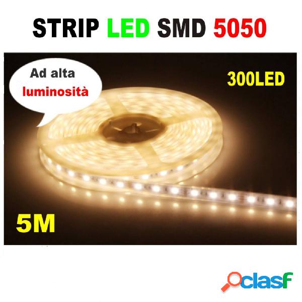 Striscia Strip LED Resistente allacqua - 5 Metri - SMD5050