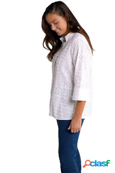 Camicia con colletto da camicia, ricami traforati e maniche