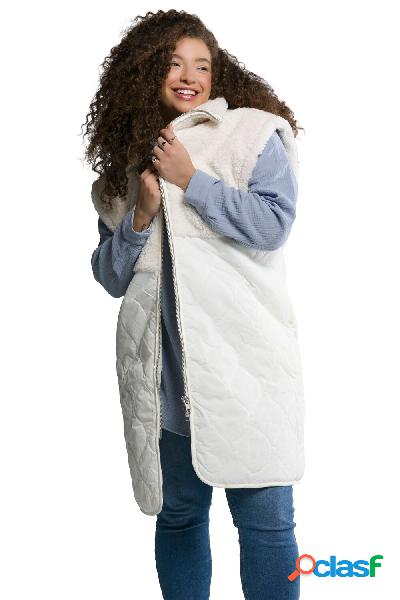 Gilet dal taglio ampio con collo alto, trapuntatura e