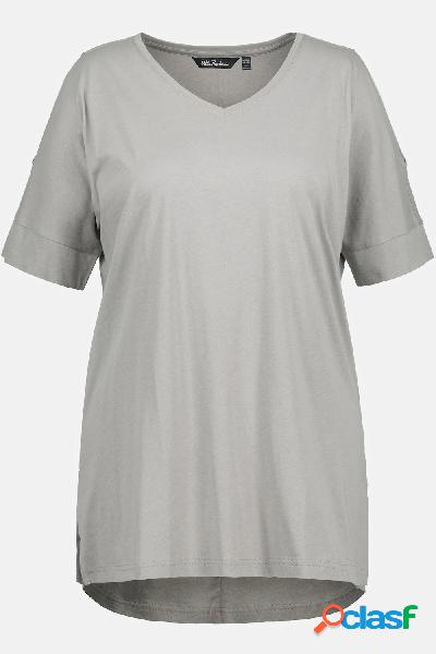 Maglia dal taglio lungo con scollo a V, aperture sulle
