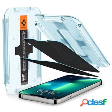 Proteggi Schermo Spigen Glas.tR Ez Fit Privacy per iPhone 13