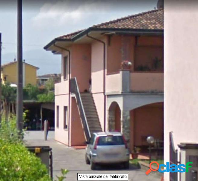 Appartamento a Porcari, via Salvetti