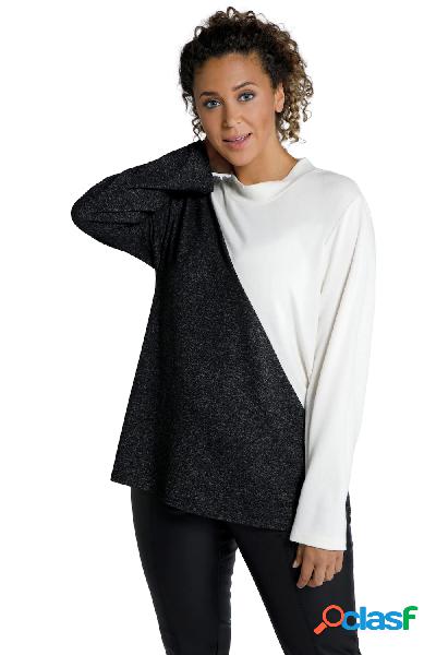 Felpa morbidissima in stile color blocking con colletto alto