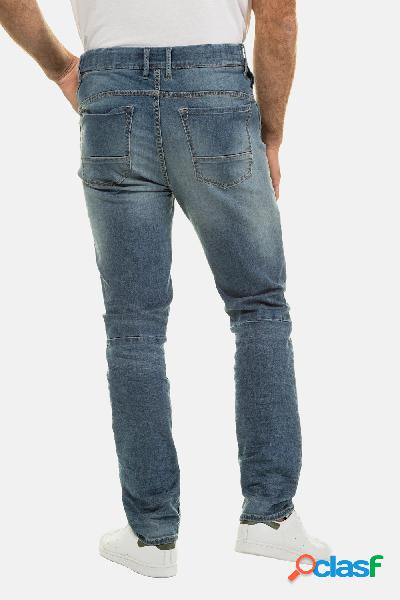 Jeans con cintura traveller e taglio dritto, disponibili