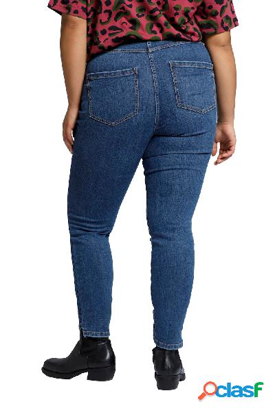 Skinny jeans dal taglio aderente a cinque tasche con orlo