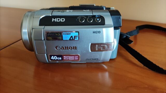 Video Camera Canon HG10