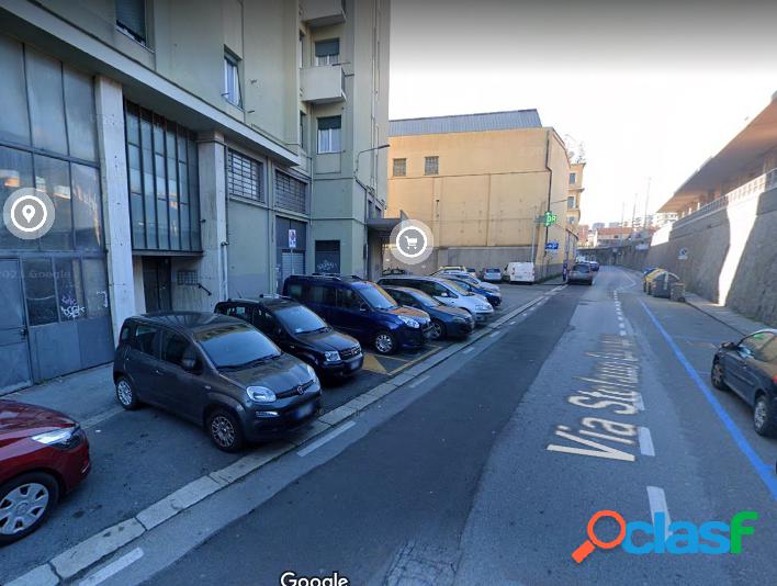 App.to in Asta a Genova Via S. Dondero 8/12