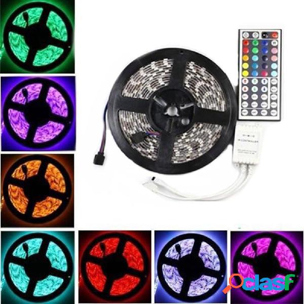 3X 5M RGB 5050 SMD Non impermeabile 300 LED Kit strisce luci