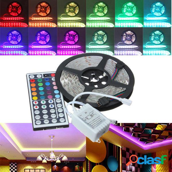 5M RGB 5050 SMD Non impermeabile 300 LED Striscia luci CC