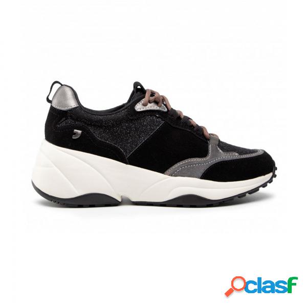 SNEAKERS NERE CON DETTAGLI LUCIDI DA DONNA SVERO Gioseppo -