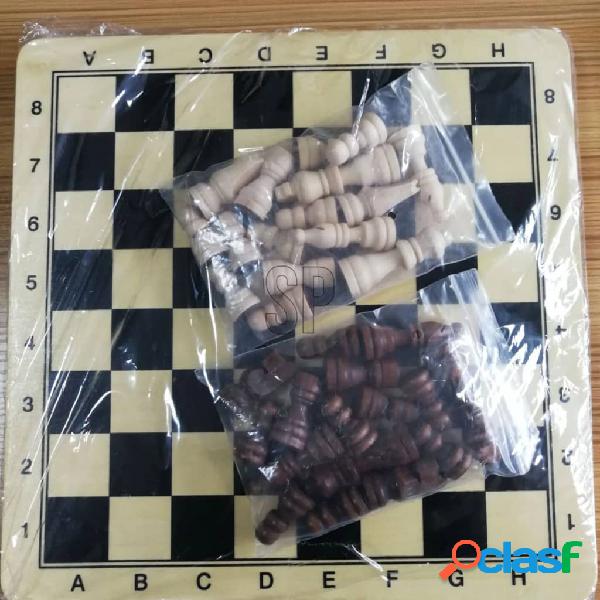Tender Toys Gioco di Scacchi in Legno