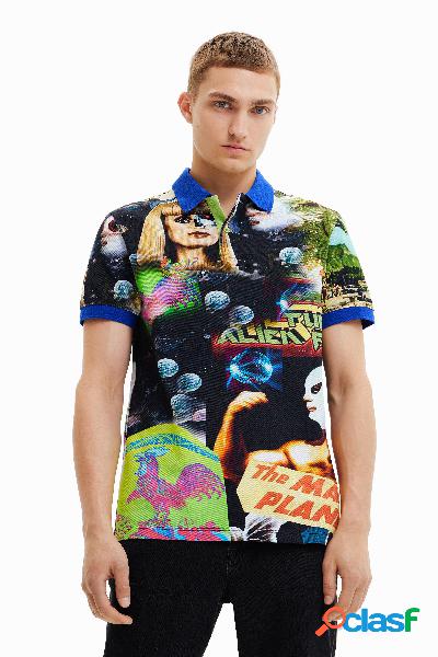 polo con collage aliens