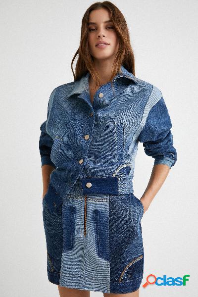 Giacca di jeans cropped upcycling