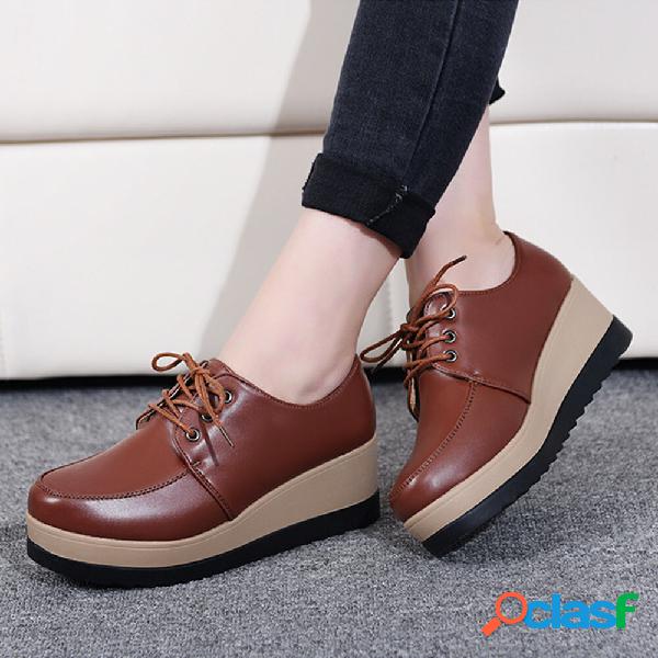 Scarpe da donna con zeppe comode e comode con lacci e