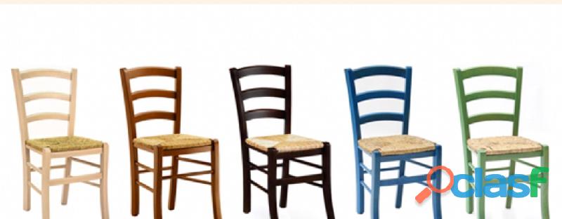 Tavoli e sedie colorate nuovo